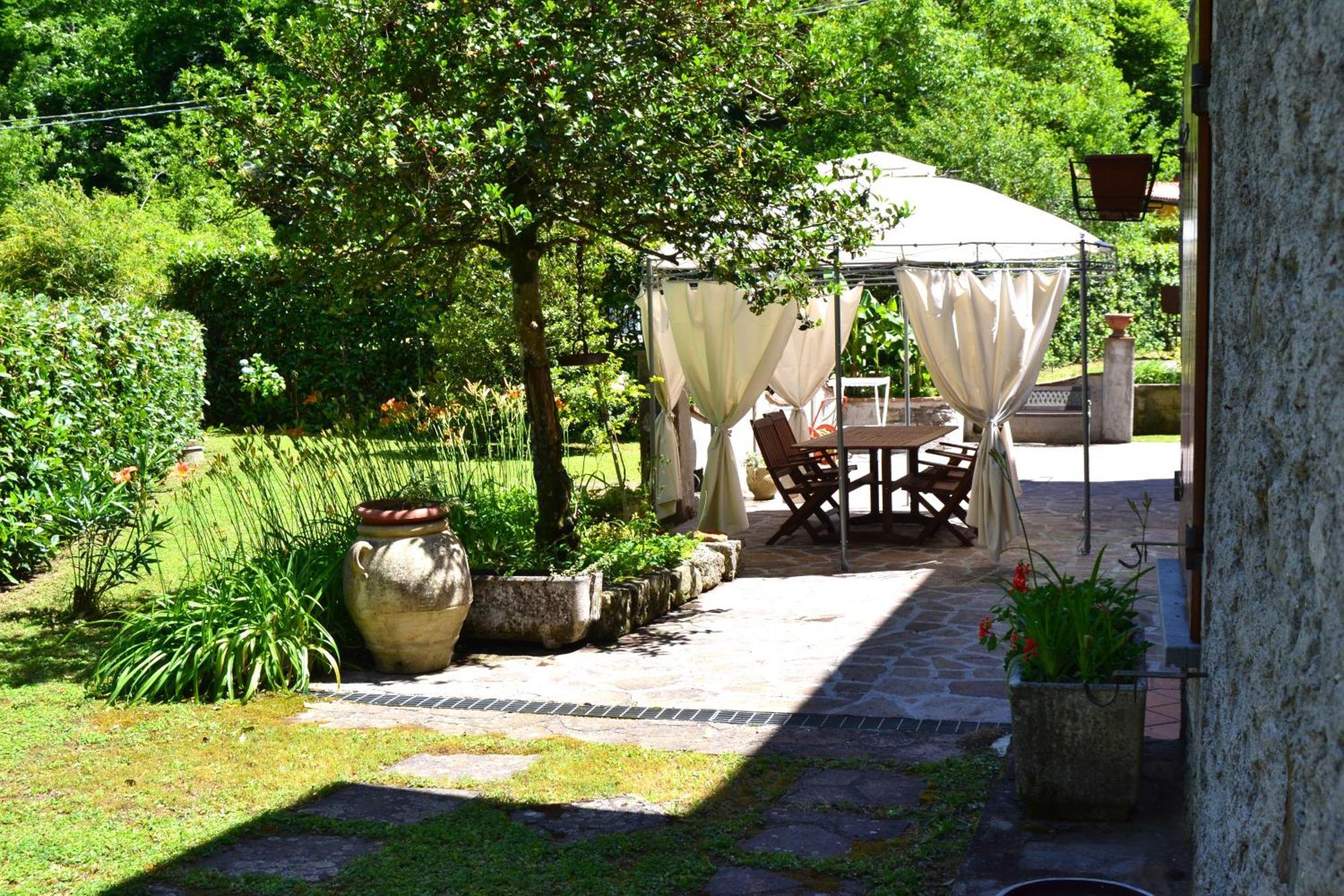 Casa Vacanze Il Boscaccio "Casa Massimo" Fornovolasco Luaran gambar